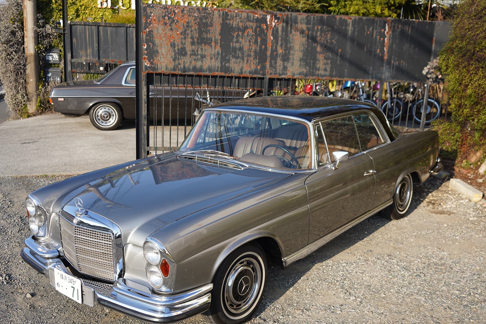 1971_mercedes-benz_w111_280_se3.5_coupe_04.jpg